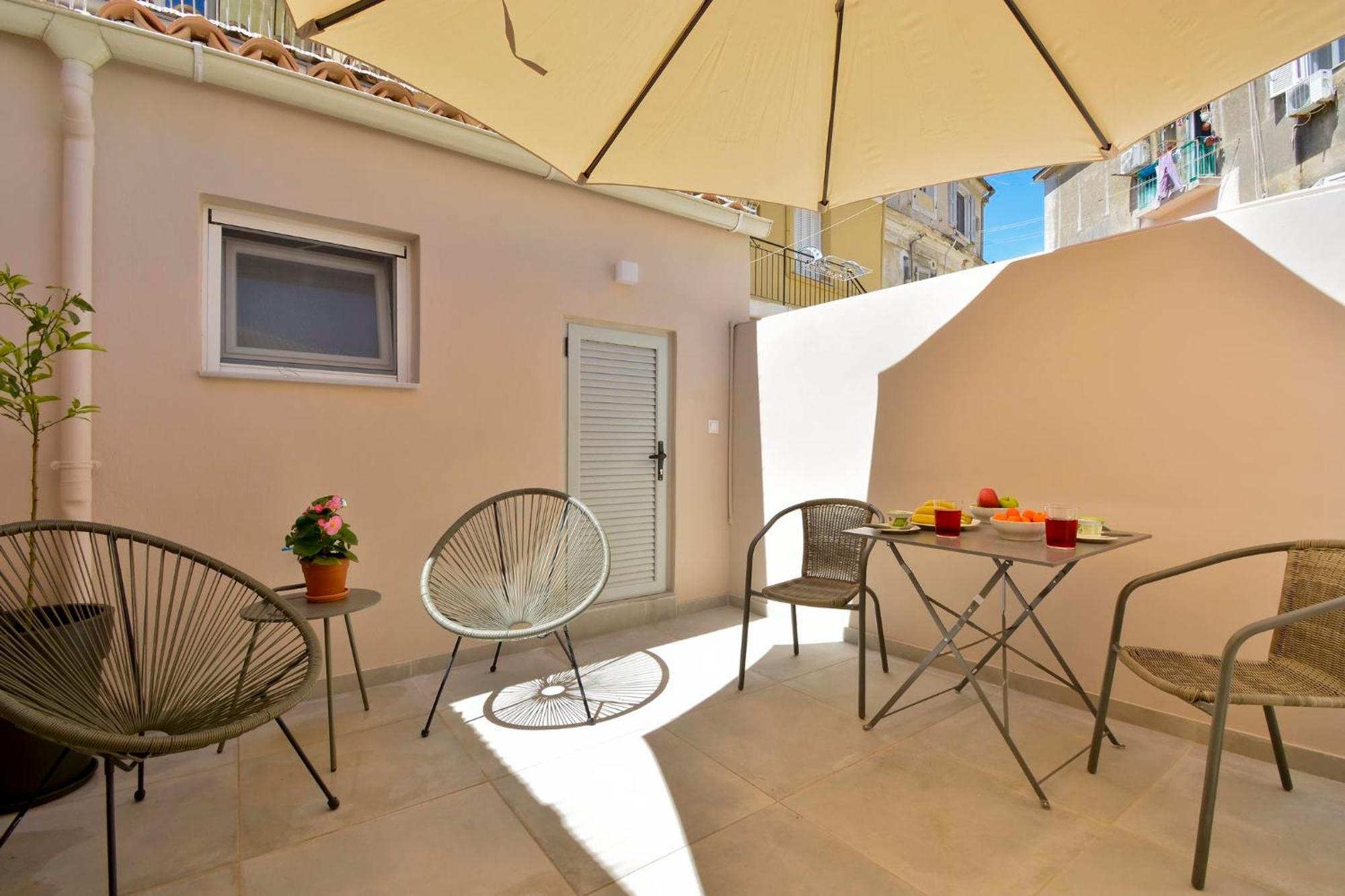 Bandiera Apartment, Corfu Town Apartment *