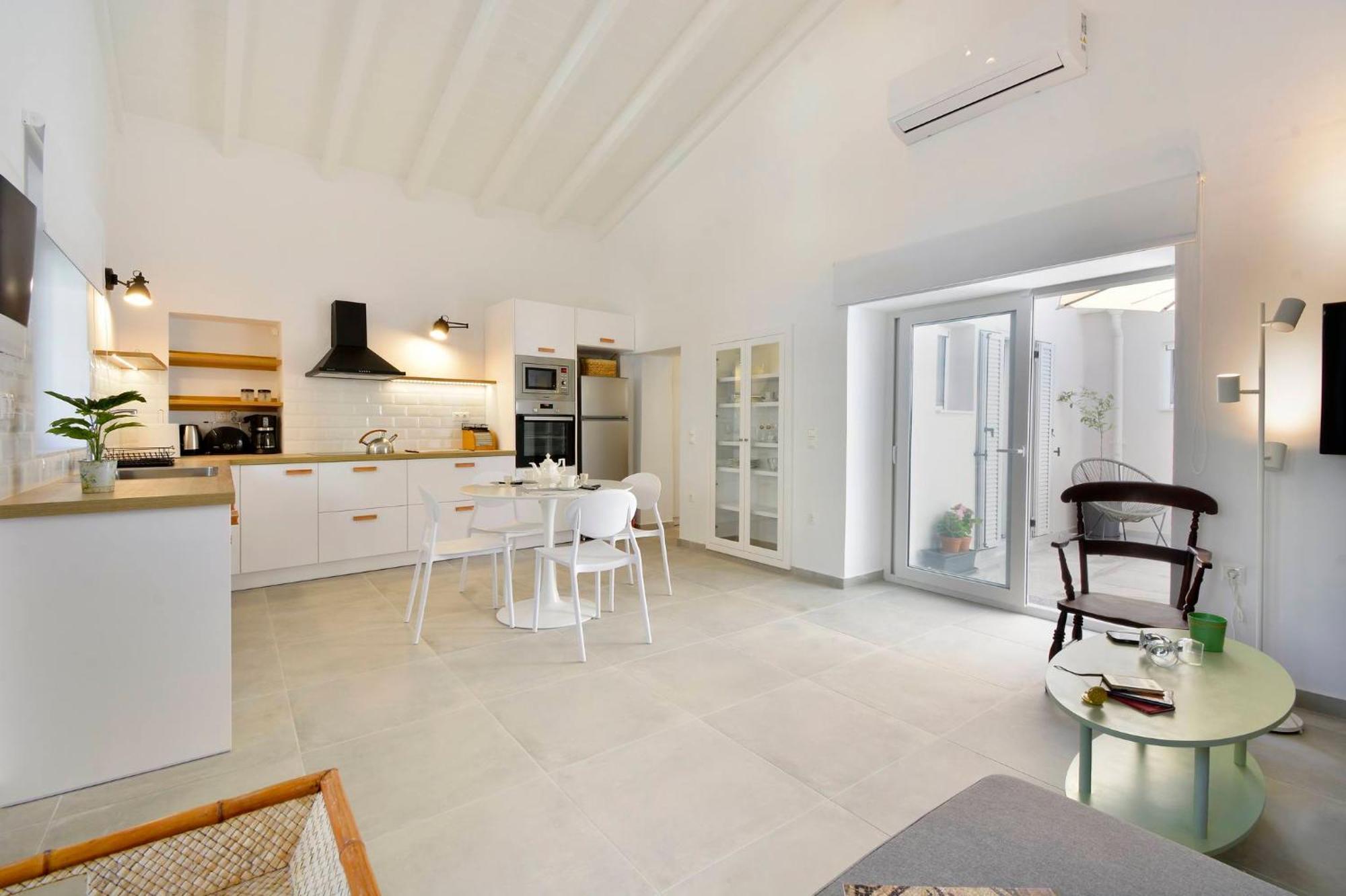 Bandiera Apartment, Corfu Town Appartement Anemomylos