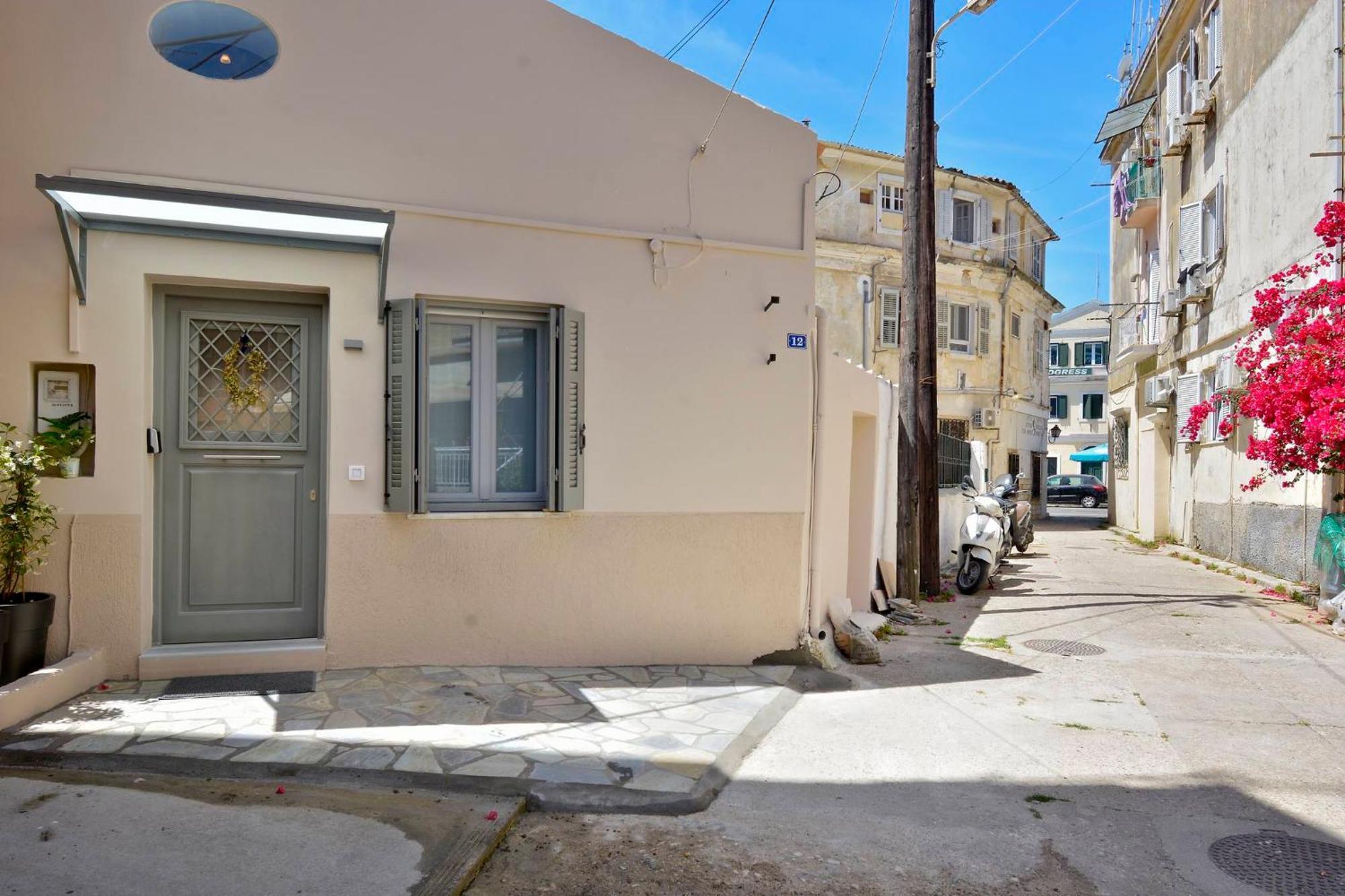 Bandiera Apartment, Corfu Town Anemomylos